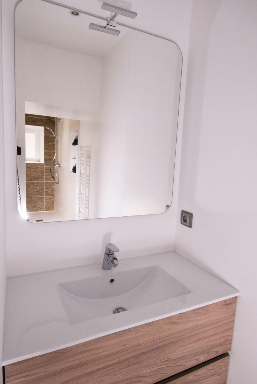 Le Beau Carnot - Appartement En Hypercentre De Beaune Beaune (Cote d'Or) Exterior foto